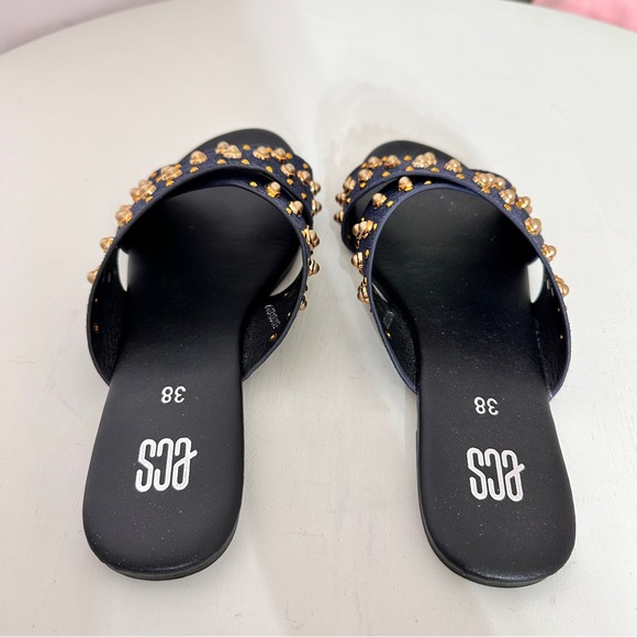 Studded sandals - Picture 7 of 9